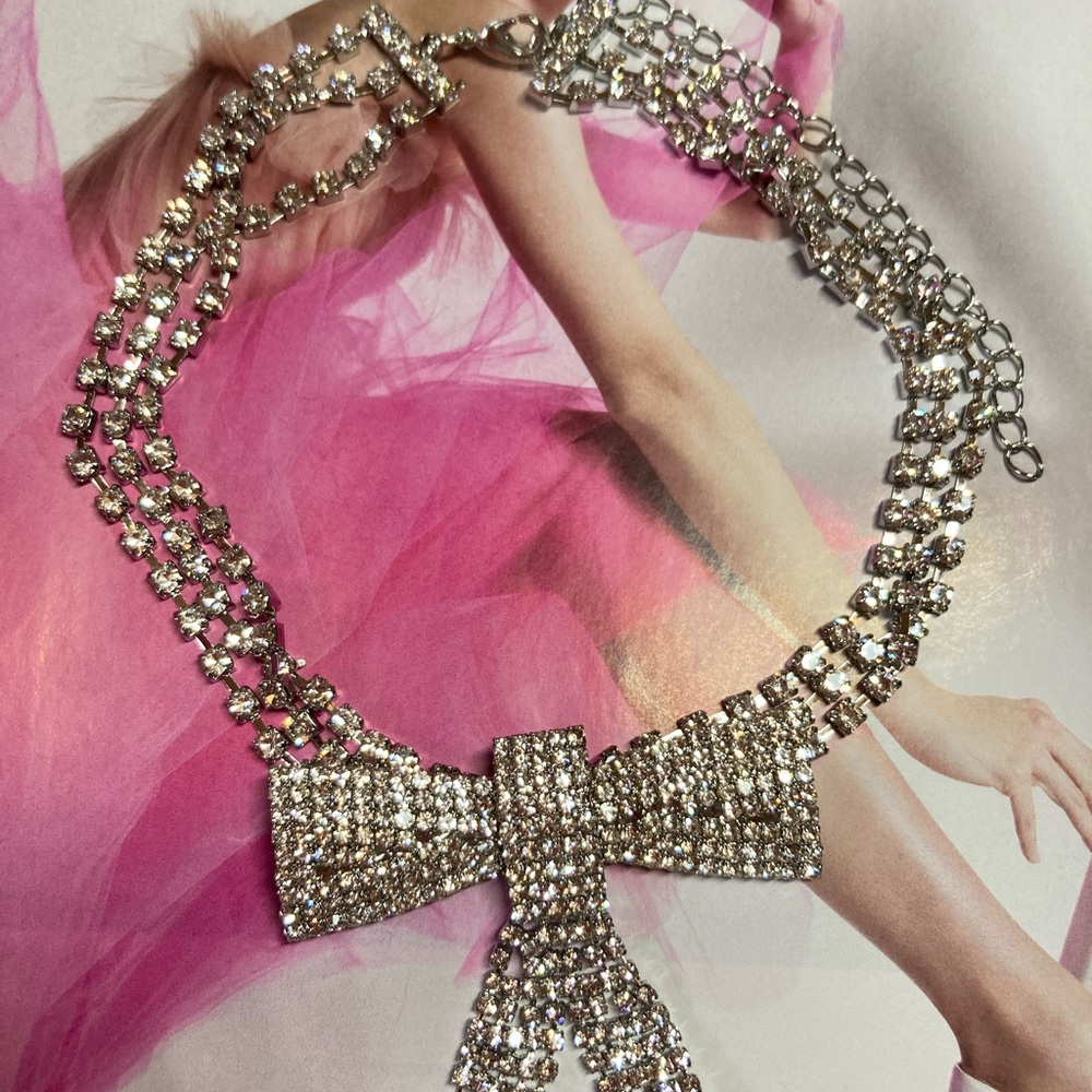 Silver Bowknot Rhinestone Choker Necklace - Picture 2 of 5